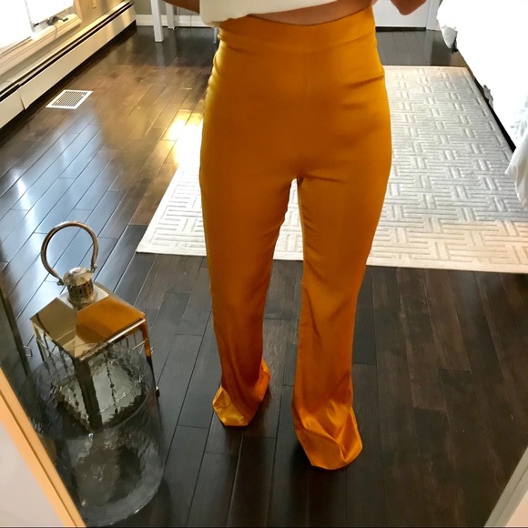 Gold high rise pants feels like satin small - Picture 2 of 6